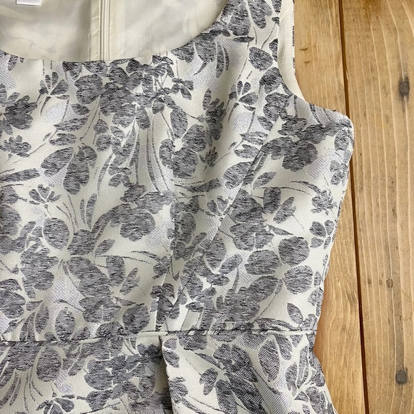 Maggie London Dress Bell Skirt with Tulle Formal Gray‎ White 2 - Picture 5 of 12